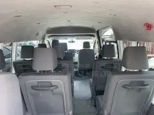 Toyota HiAce 2019 White