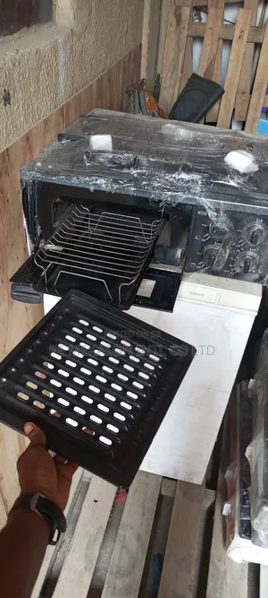 Magic 3 Burners Table Gas Cooker With a Mini Oven
