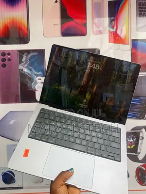 Laptop Apple MacBook Pro 16GB Apple M2 SSD 512GB