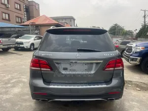 Mercedes-Benz GLE-Class AMG GLE 43 4MATIC 2017 Gray