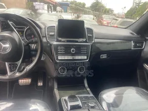 Mercedes-Benz GLE-Class AMG GLE 43 4MATIC 2017 Gray
