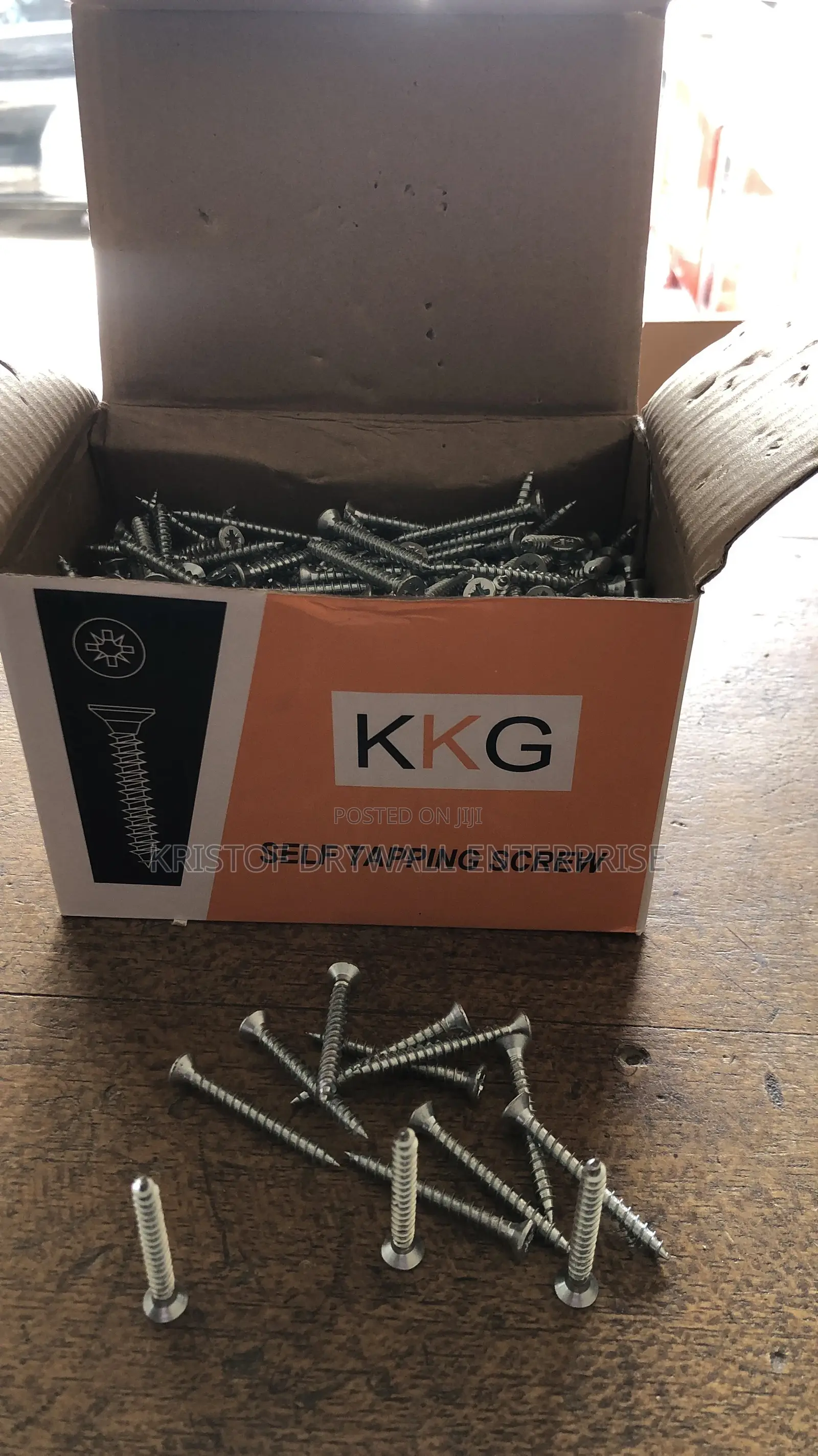 KKG White Screw