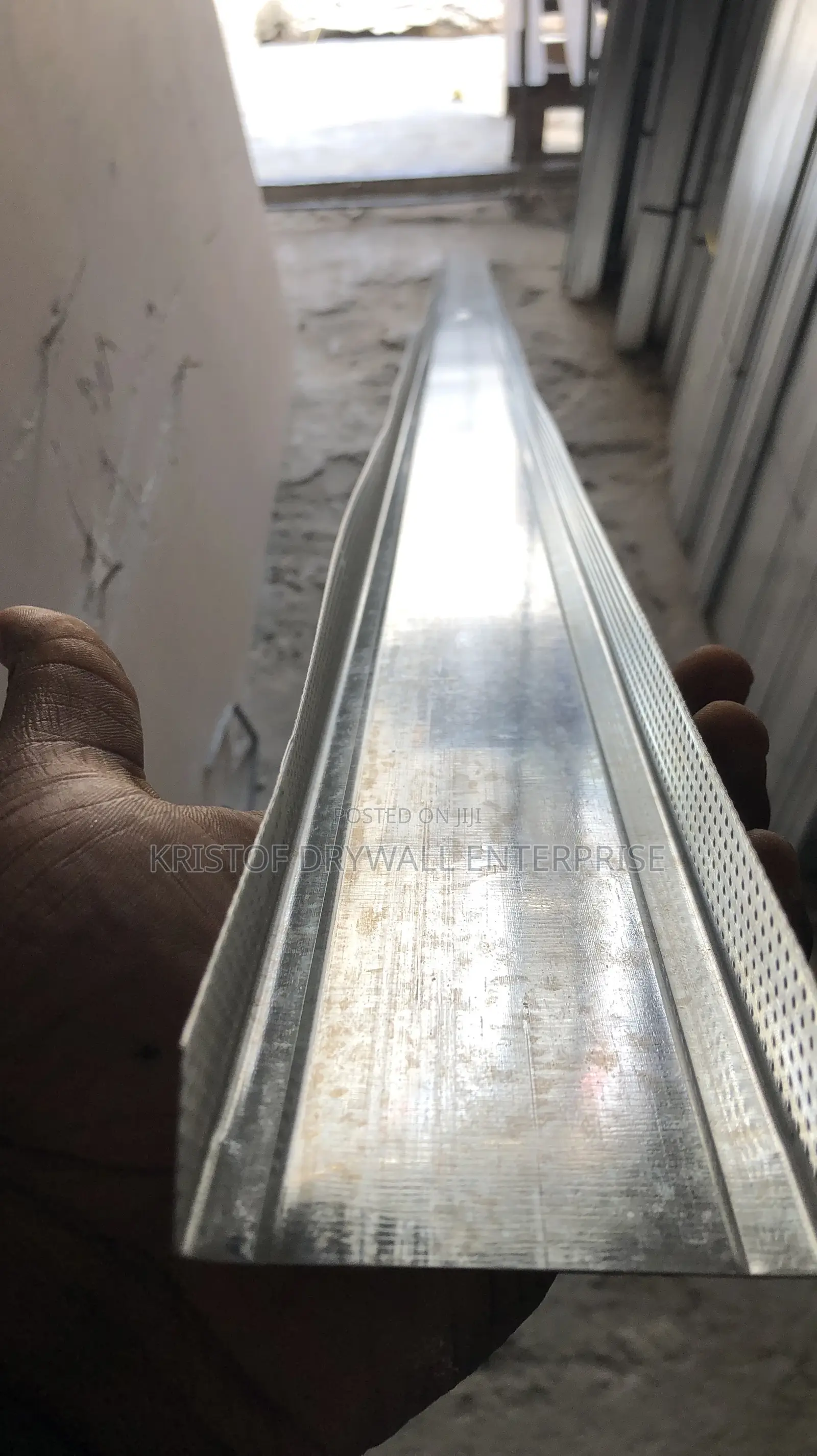 Track 77mm