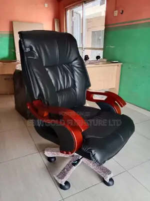 Super Executive Chair
