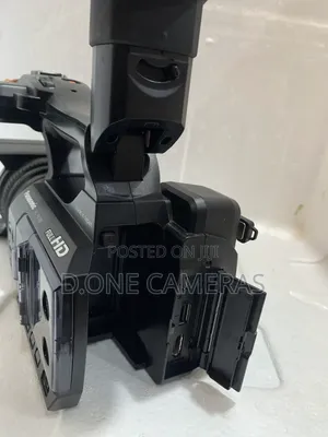 Panasonic Hc-Pv100 Full Hd Video Camera