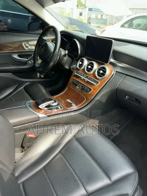 Mercedes-Benz C300 2015 Black