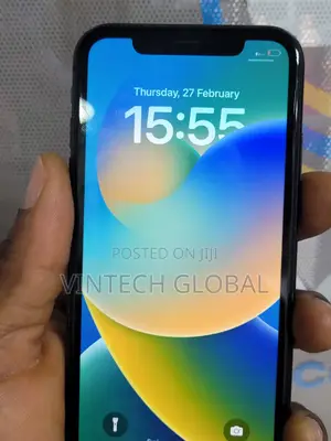 Apple iPhone 11 64 GB Gray