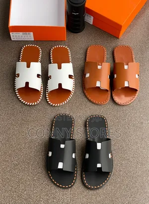 Hermès Luxury Slippers Black