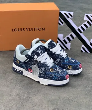 High Quality Louis Vuitton Blue Print Trainer Sneakers
