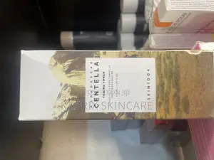 Photo - Skin1004 Madagascar Centella Toning Toner, 210ml