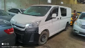 Photo - Toyota HiAce 2021 White