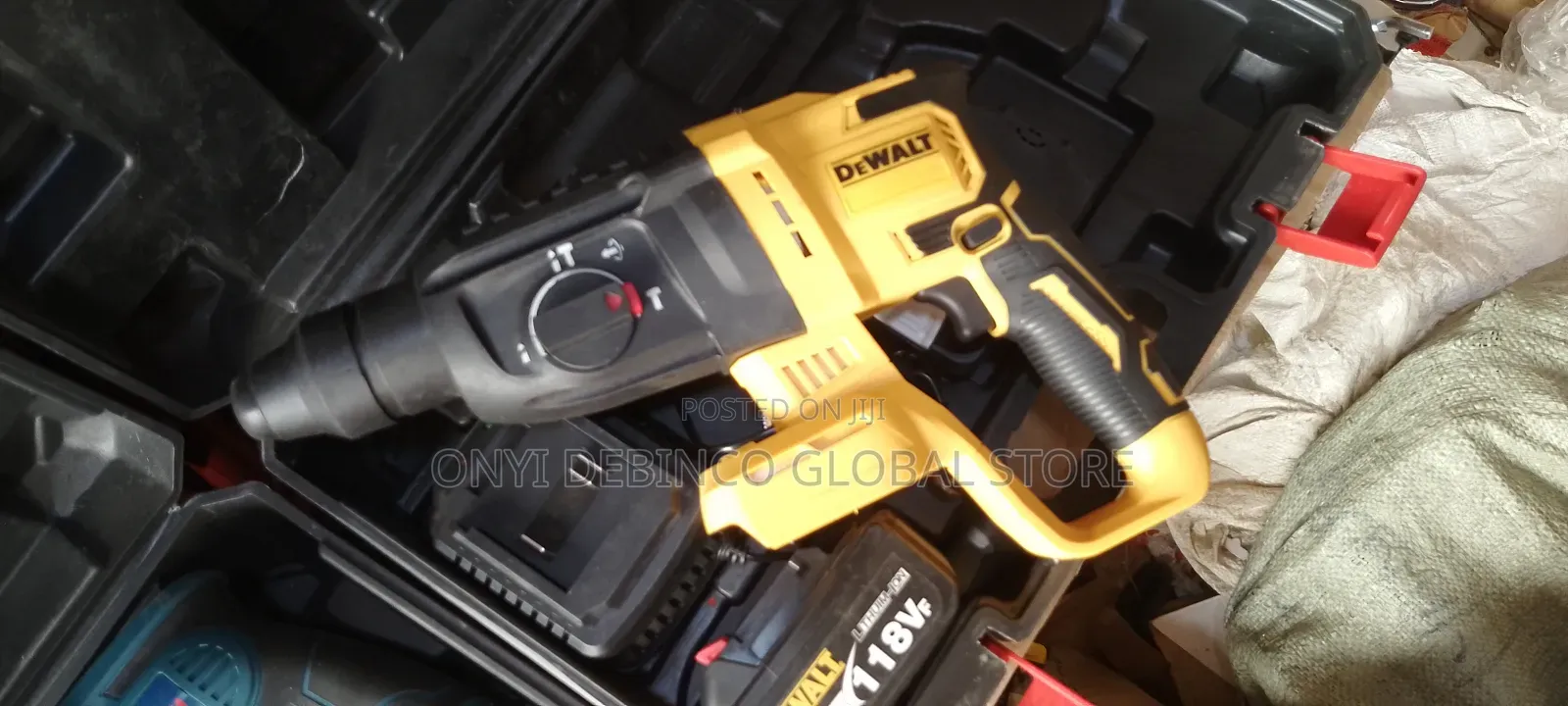 Dewalt Cordless Rotary Drill Hammer Machine 118v, 99000mah