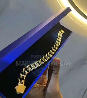 Stainless Steel 18kt Plated Cuban Link Hand Chain Bracelet