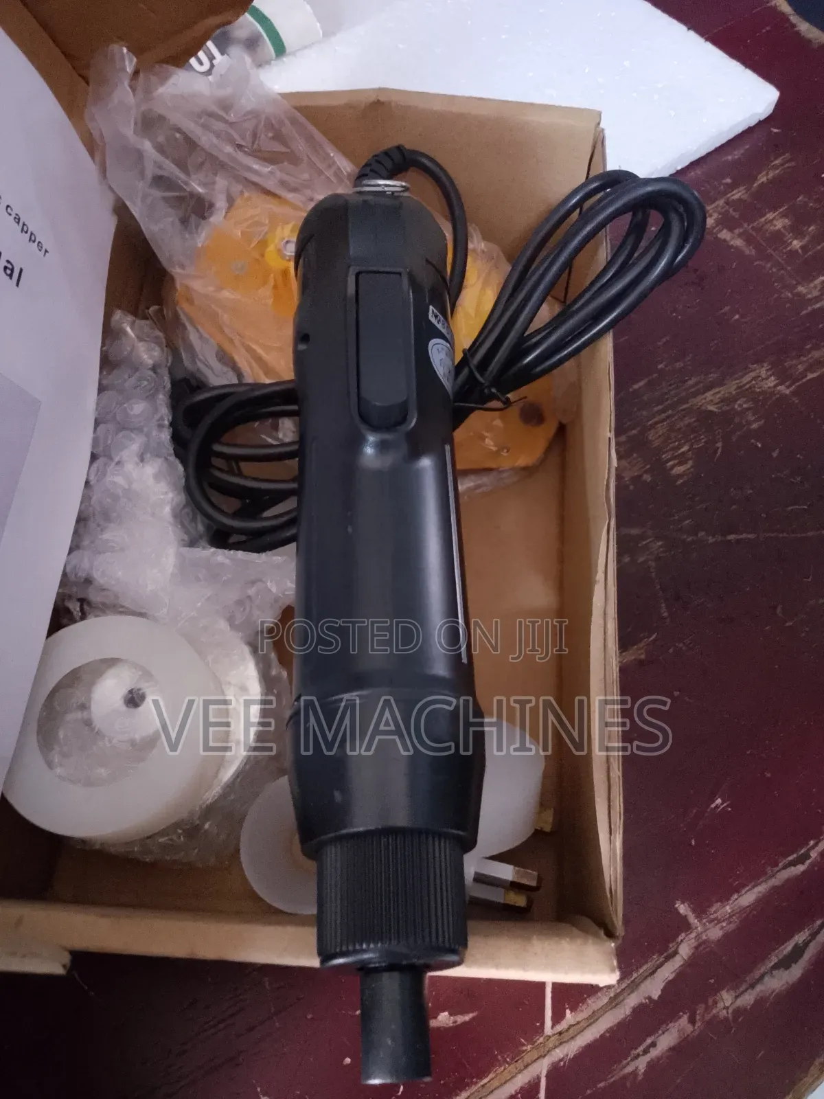 Manual Bottle Caping Machine