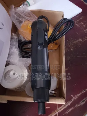 Manual Bottle Caping Machine