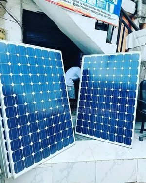 400watts Canadian Mono-crystalline Panel