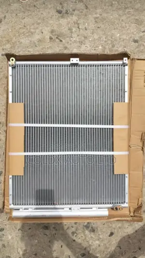 Brand New Condenser Toyota Landcruiser 79 70