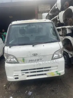 Photo - Daihatsu Hijet Truck 2011
