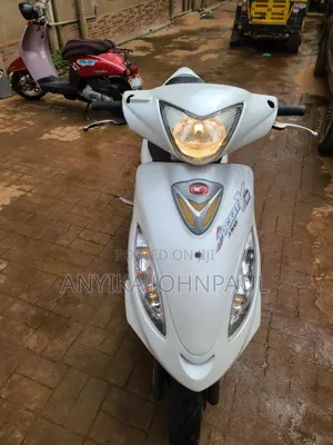 Photo - Kymco 2018 White