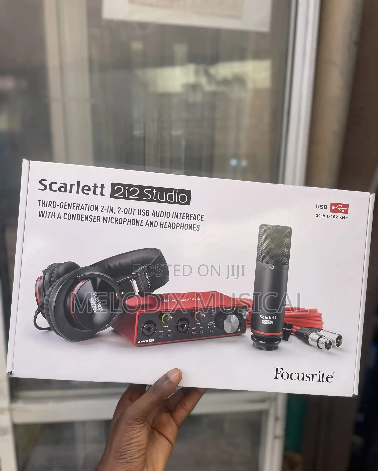 Scarlett 2i2 Studio Bundle (3rd Gen)