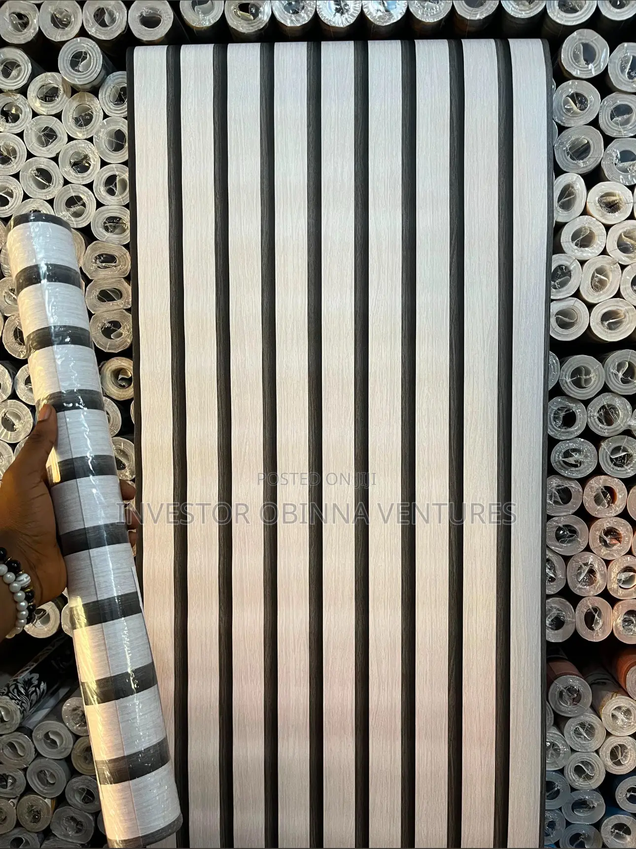 Classic Flutted Wallpaper- Roll