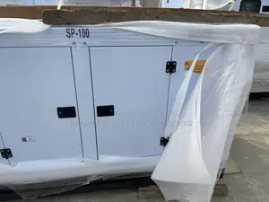 Superbly England Perkins Soundproof Diesel Generator 100kva