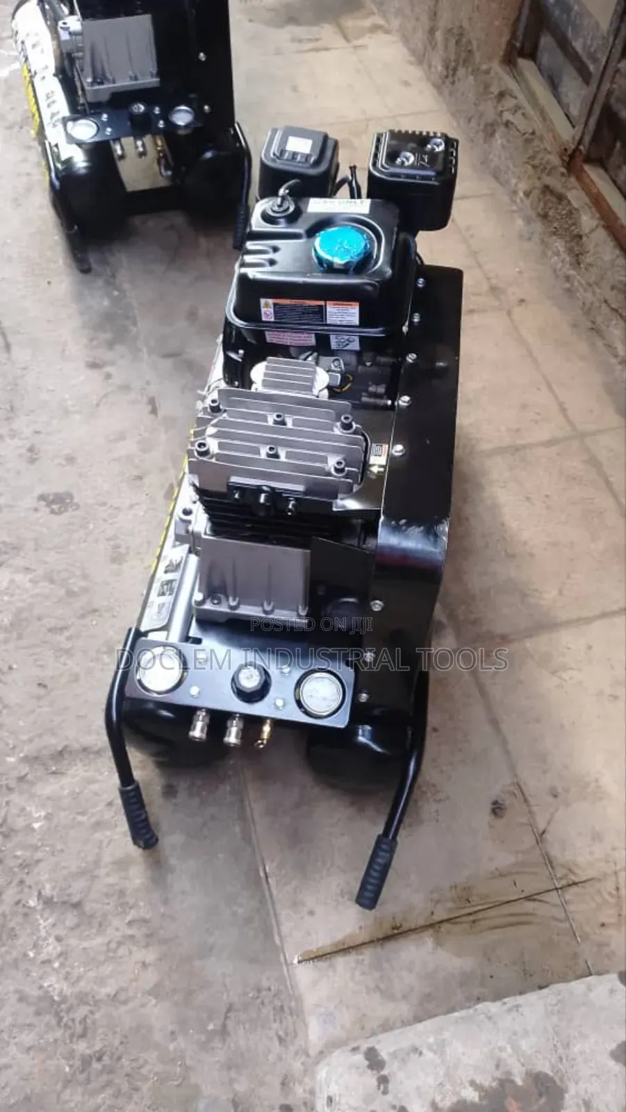 Predator 9 Gallon Gasoline Air Compressor 212cc