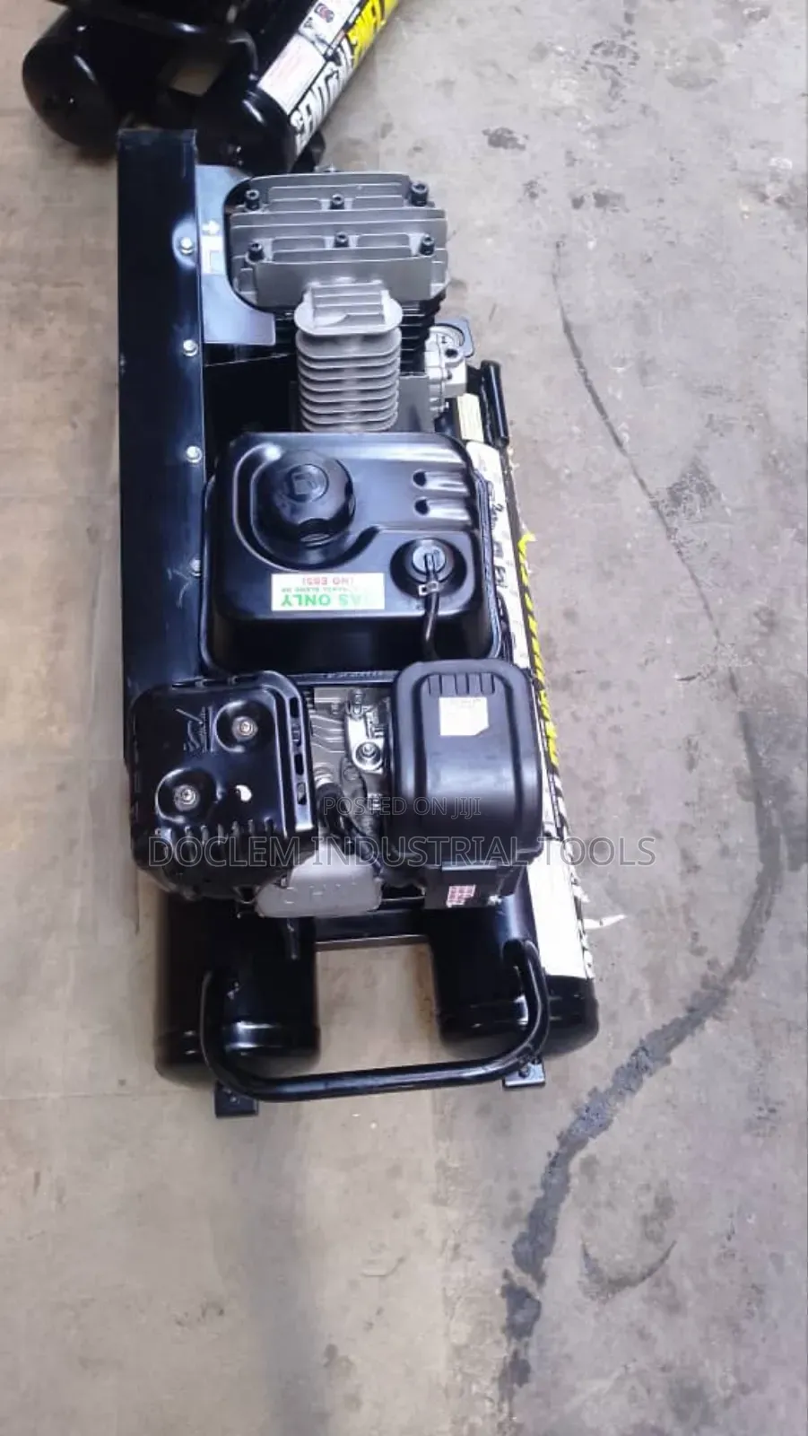 Predator 9 Gallon Gasoline Air Compressor 212cc