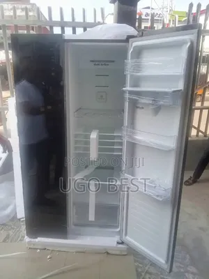 Hisense Side by Side Mirror Fridge With Dispenser