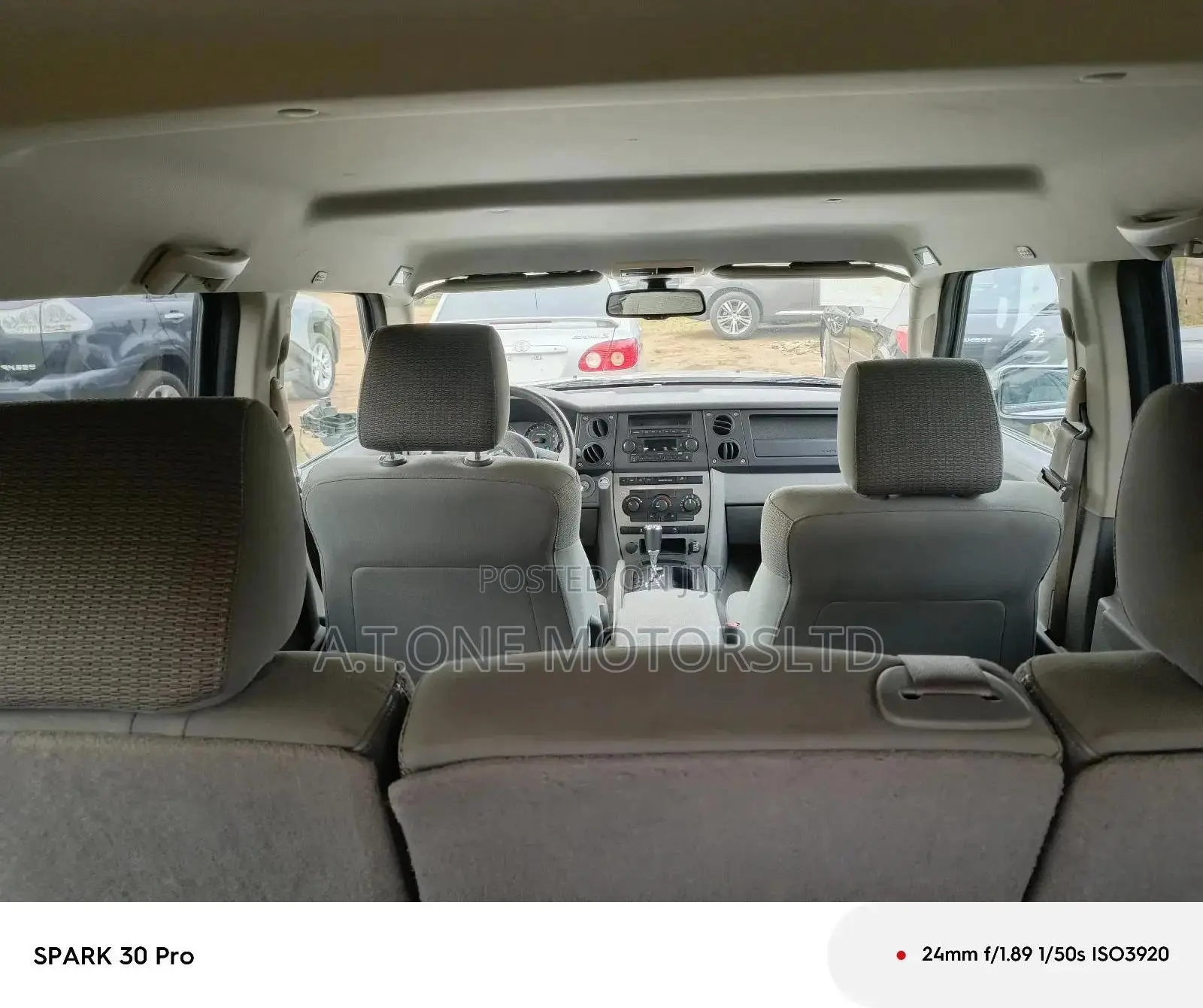Jeep Commander 5.7 V8 Hemi 2006 Silver