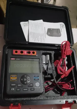 2500v Uni_t Insulation Tester