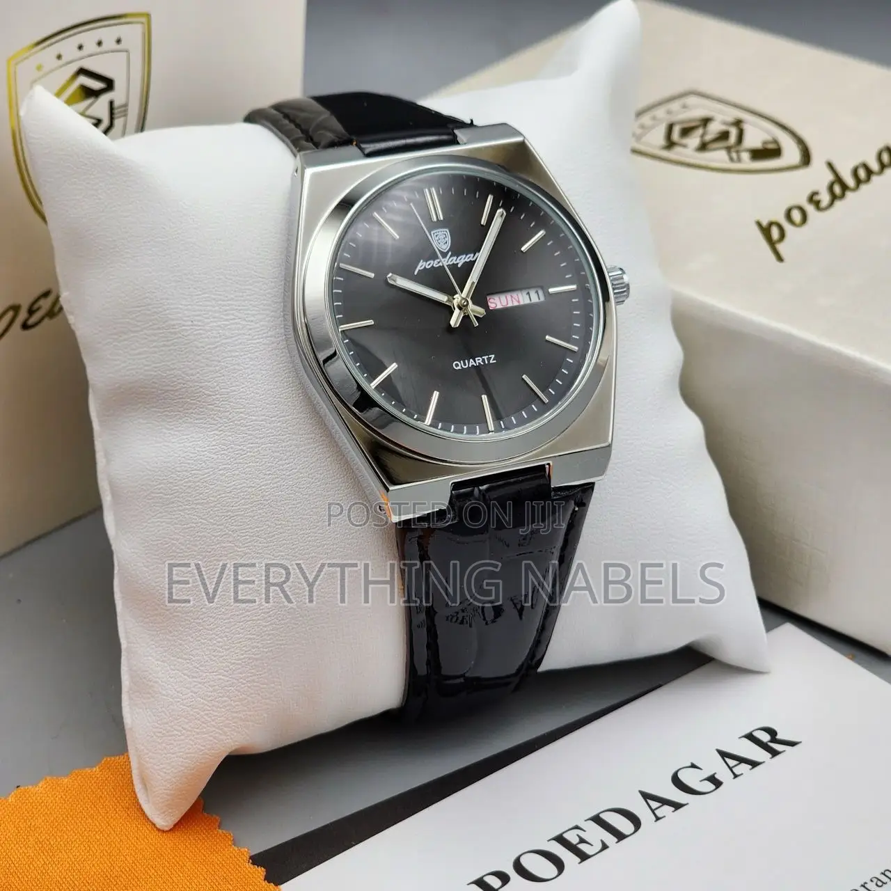 Poedagar Leather Watch