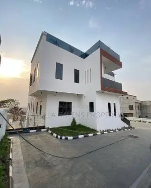 5bdrm Duplex in Kado for sale