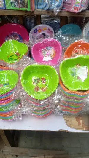 Fancy Children's Party Gift Plate By Dozen