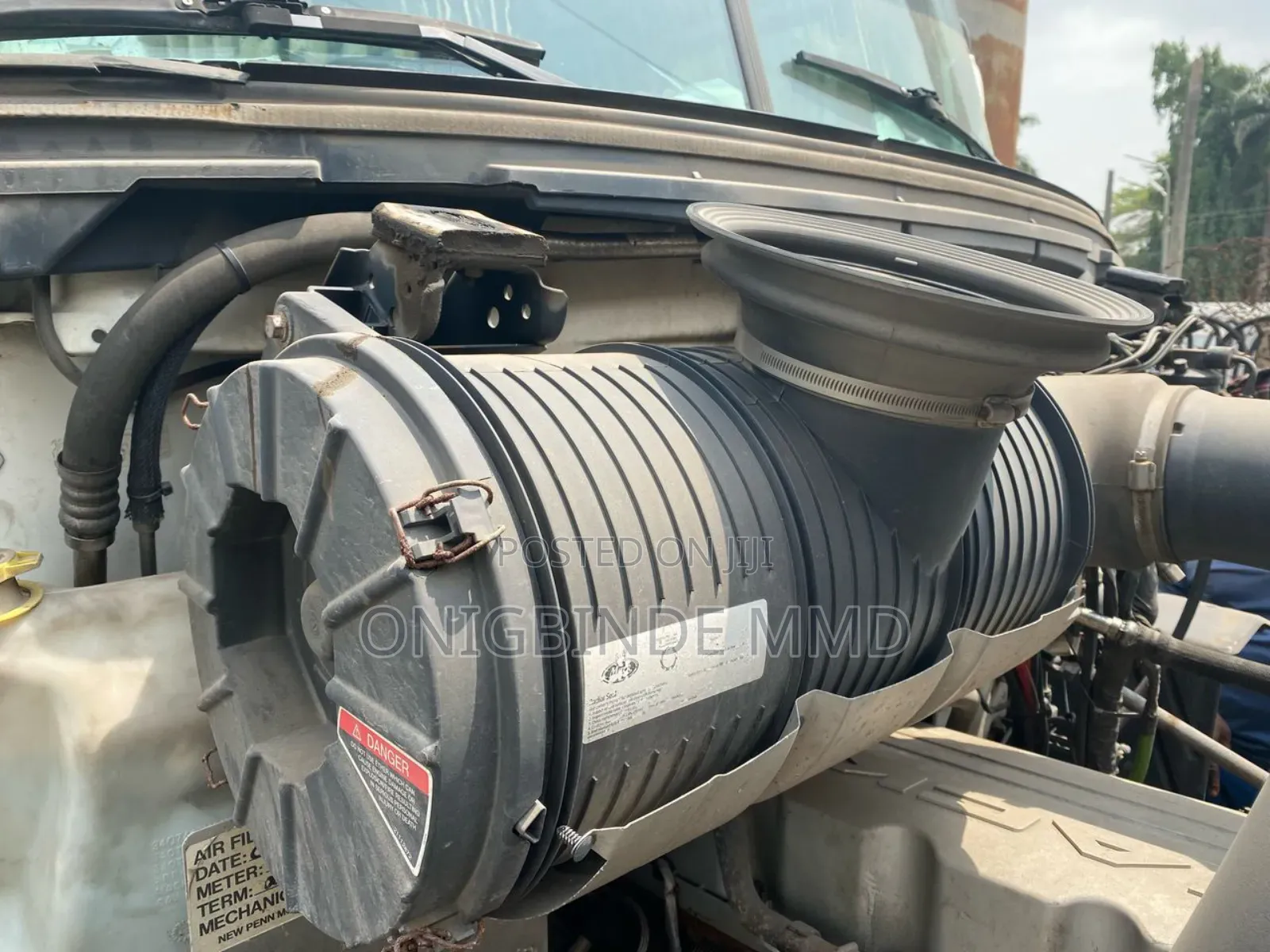 Mack Trailer Automatic