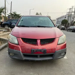 Photo - Pontiac Vibe 2005 Red
