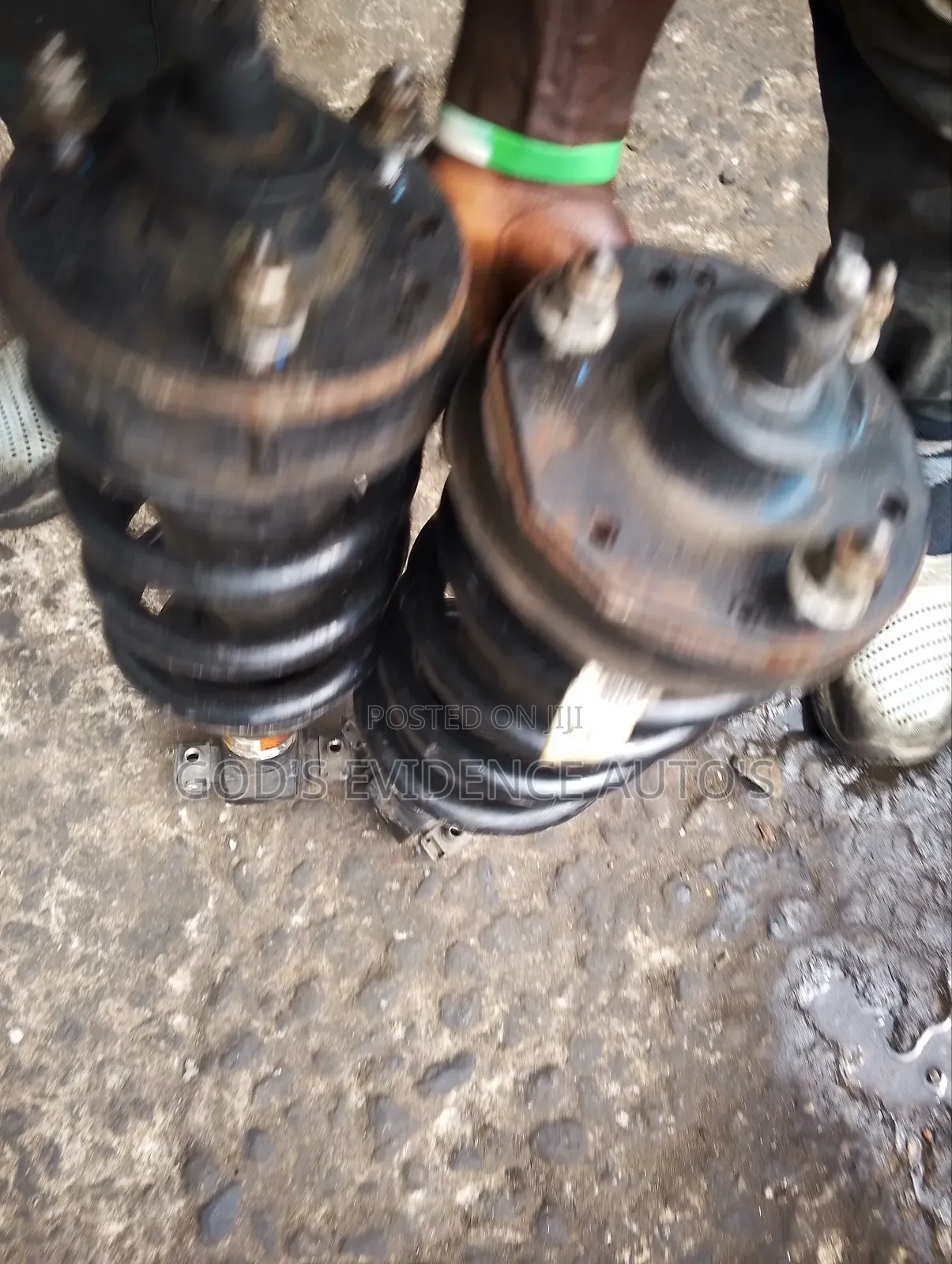 Escalade Front Shocks Absorber