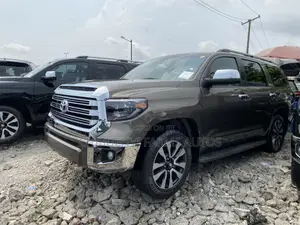 Toyota Sequoia 2013 Burgundy