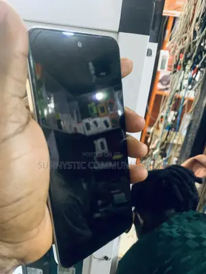Infinix Hot 50i 128 GB Silver