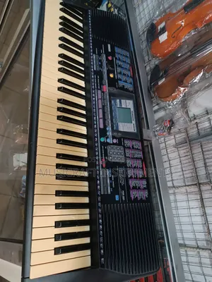 Yamaha PSR 220
