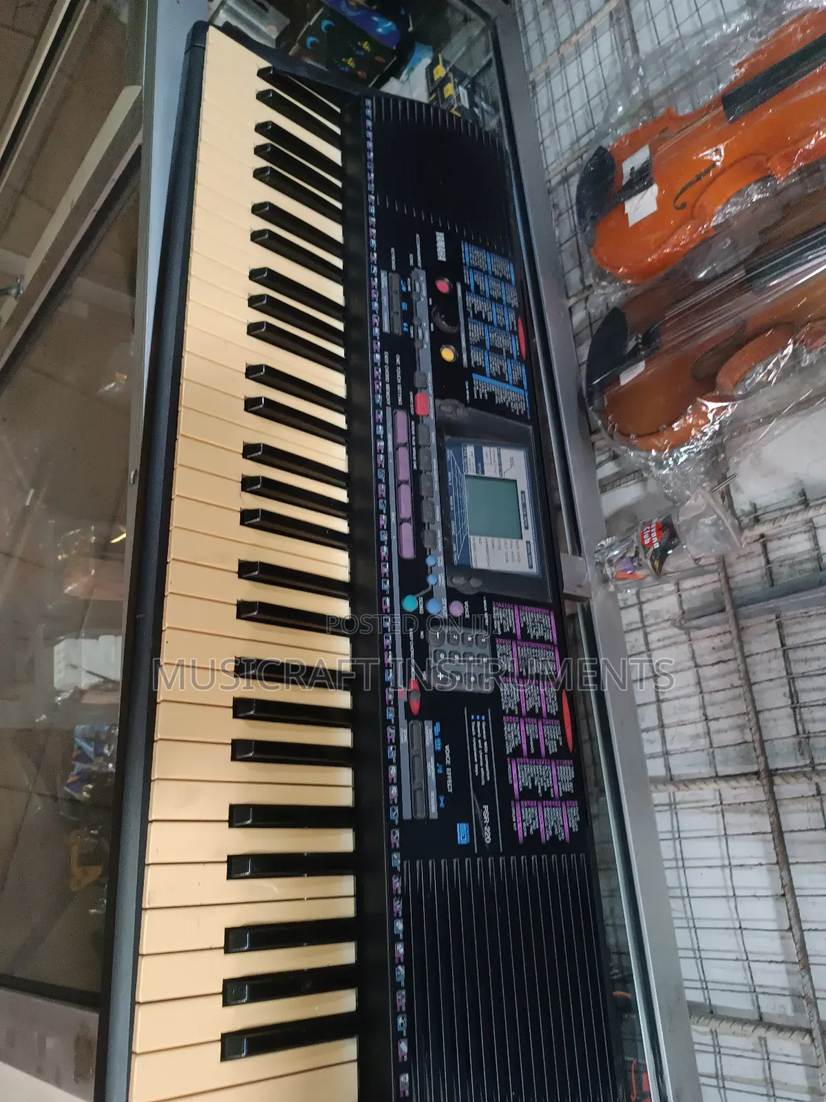 Yamaha PSR 220