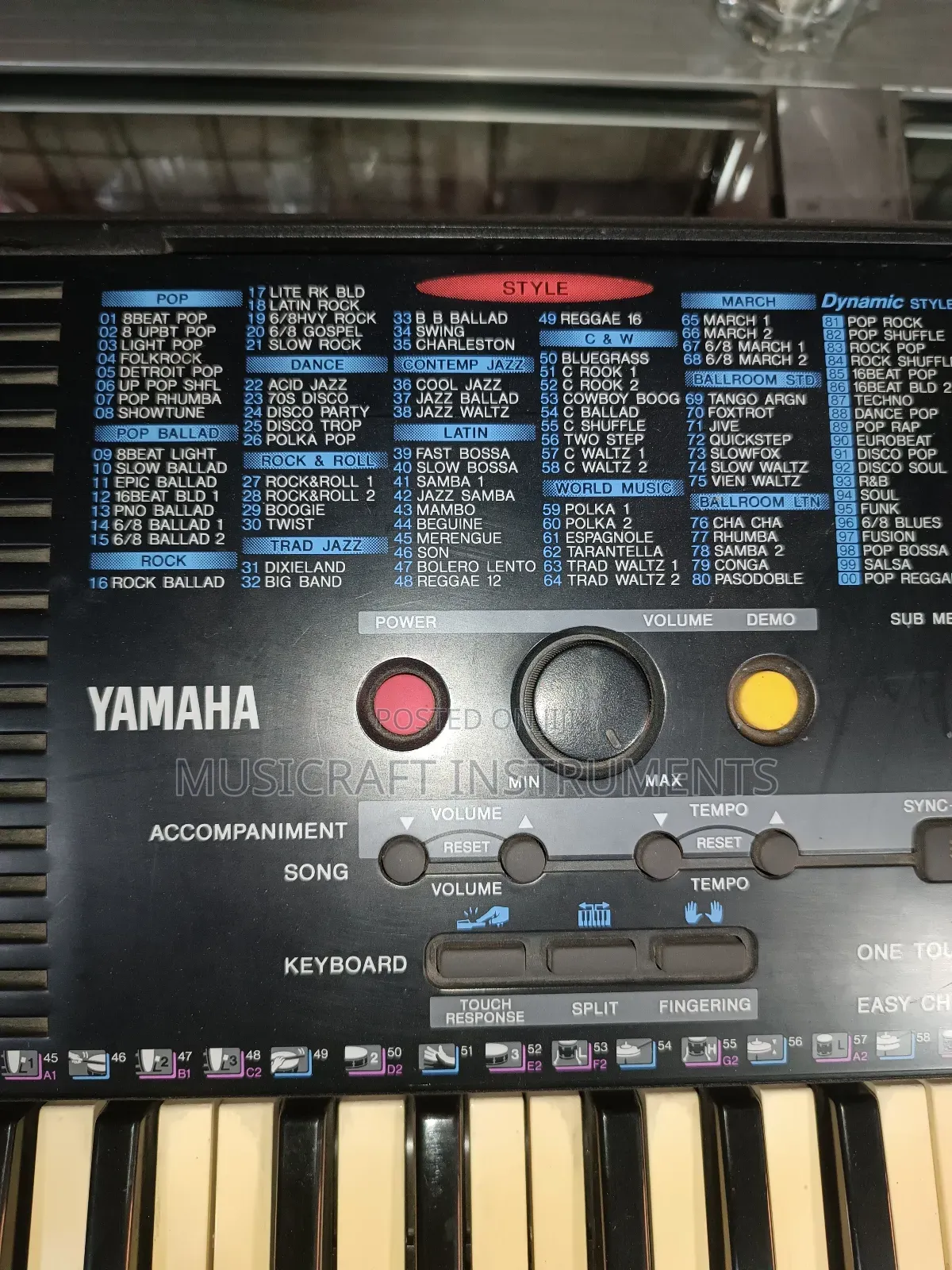 Yamaha PSR 220