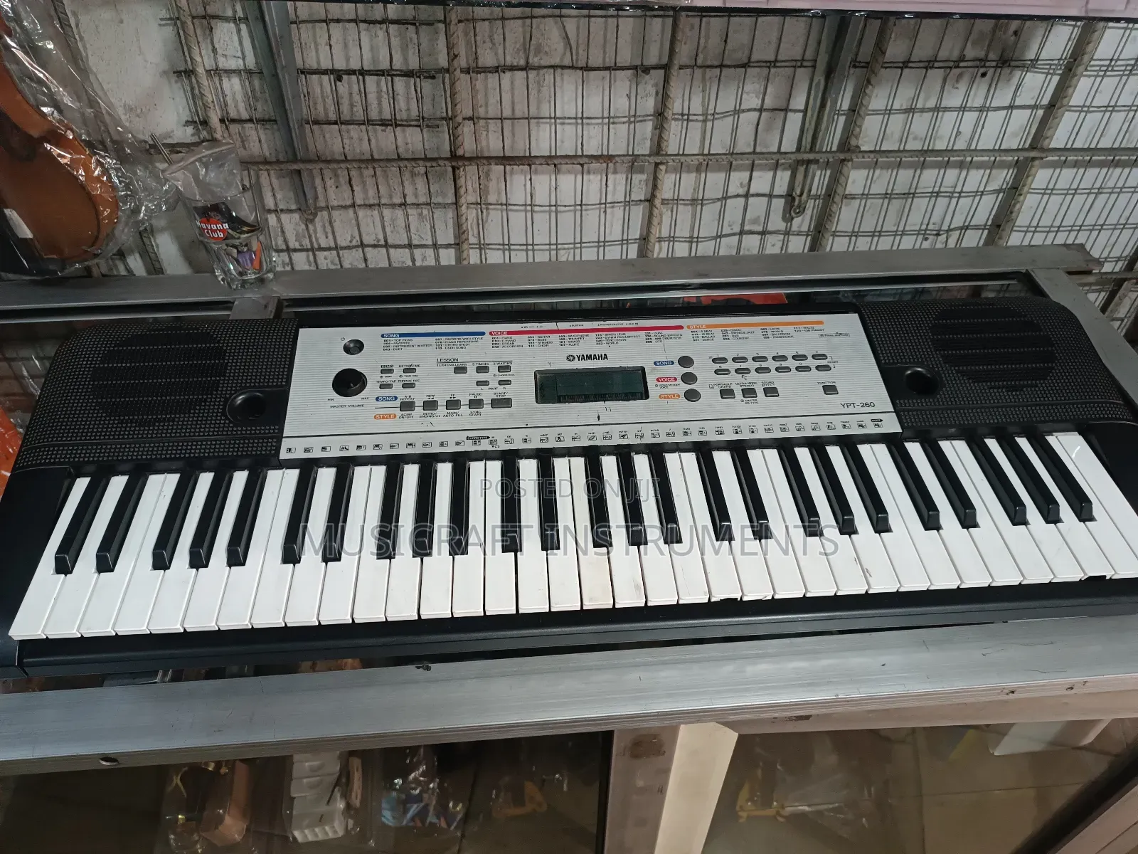 Yamaha Ypt 260