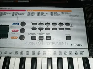 Yamaha Ypt 260
