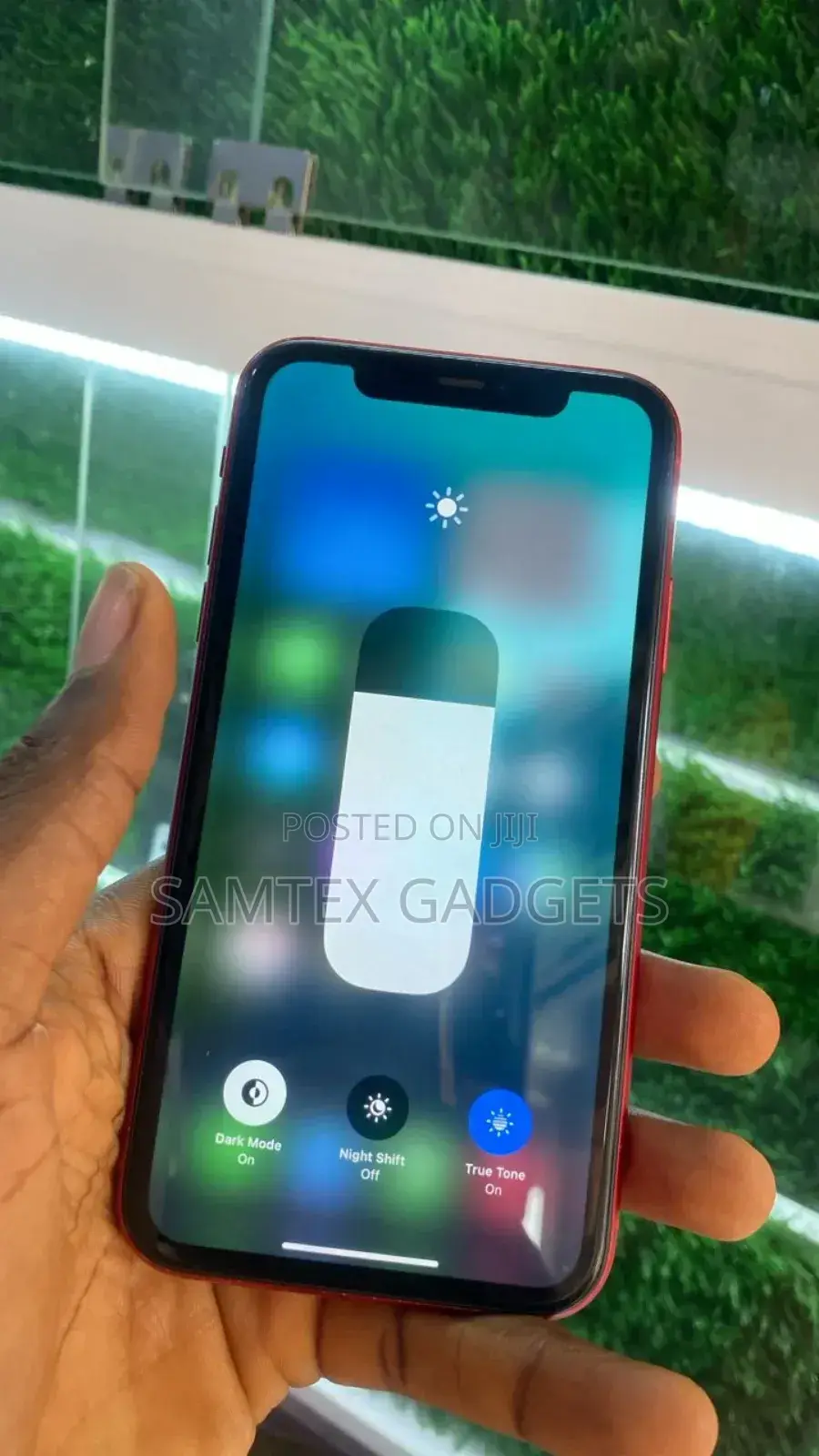 Apple iPhone 11 64 GB Red