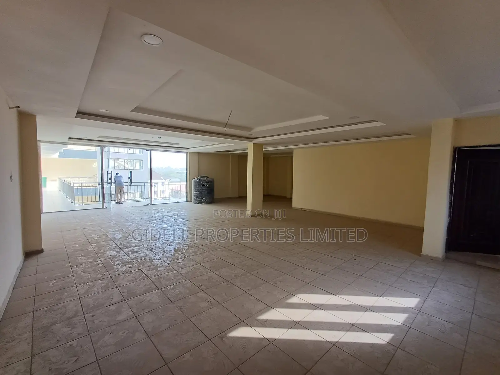 Serviced 127sqm Office Space With Elevator