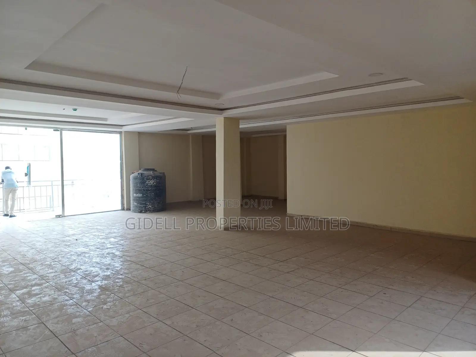 Serviced 127sqm Office Space With Elevator