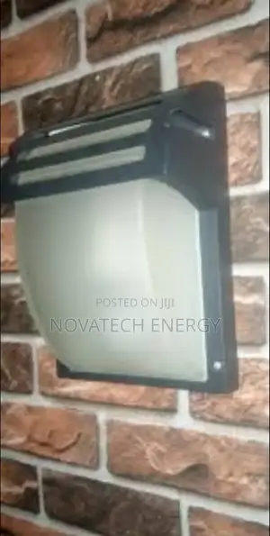 Classic Outdoor Wall Lamp Light, Cast