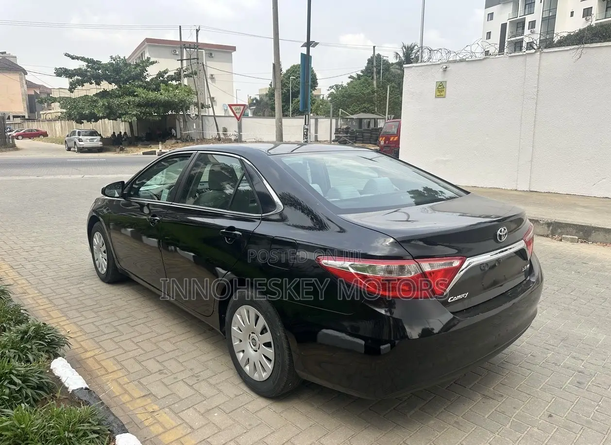 Toyota Camry 2015 Black