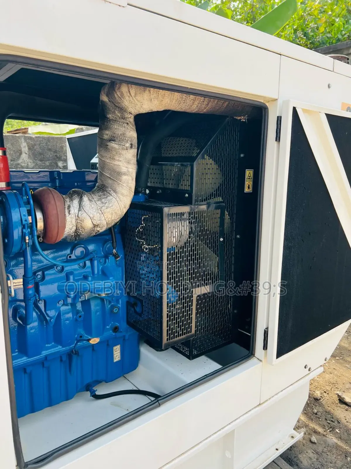 250kva Perkins Engine Soundproof Generator Just 2000hours